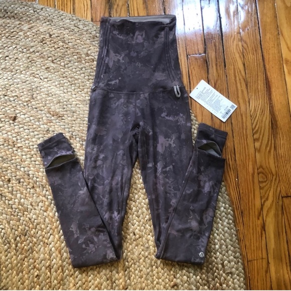 SOLD // Lululemon Hug Your Core SHR Tights 28” *R Rejuvenate Dark Chrome Size 2 - Picture 3 of 7